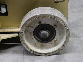 2007-jlg-2030es-1491476-49245646