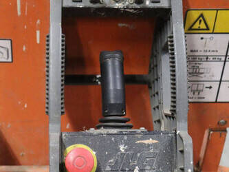2007-jlg-2030es-1491476-49245657