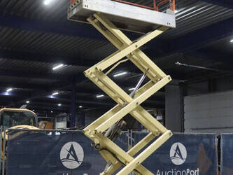 2007-jlg-2030es-1491476-49245658