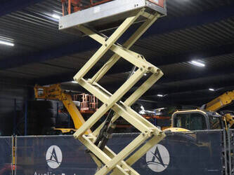 2007-jlg-2030es-1491476-49245659