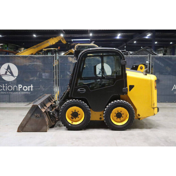 2015 جيه سي بي ROBOT 155-49245662