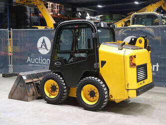 2015-jcb-robot-155-49245663