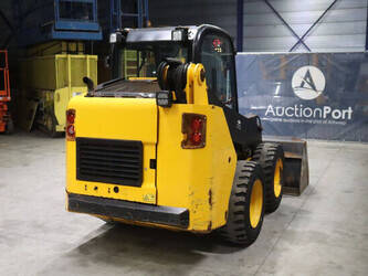 2015-jcb-robot-155-49245666