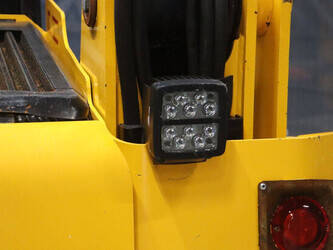 2015-jcb-robot-155-49245679