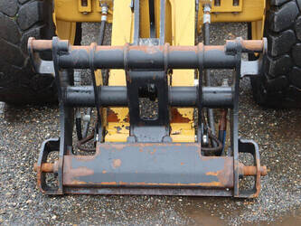 caterpillar-930g-1491479-49245753