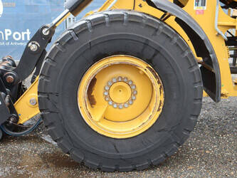 caterpillar-930g-1491479-49245758
