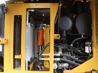caterpillar-930g-1491479-49245765