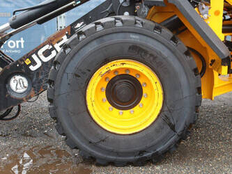 2018-jcb-437wht-t4f-49245879
