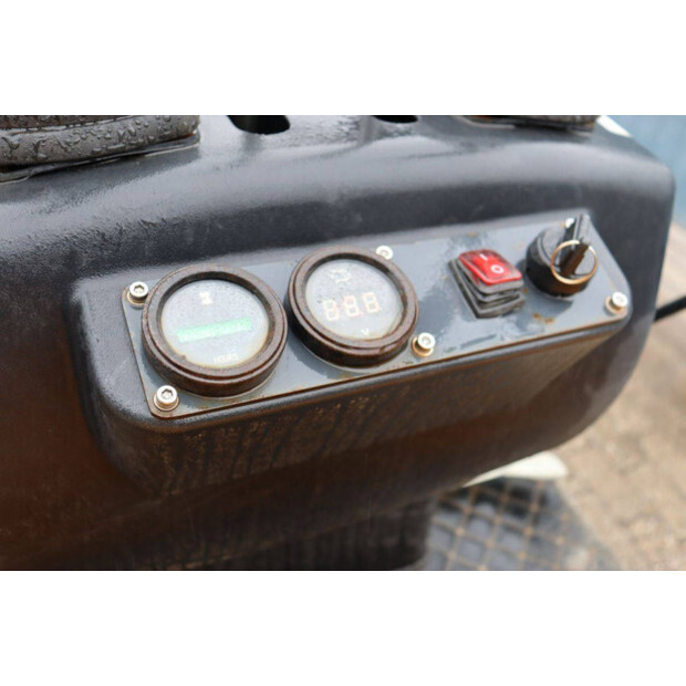 2022 WCM LT10S-49246448