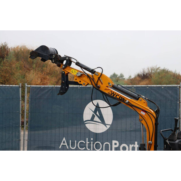 2022 WCM LT10S-49246457