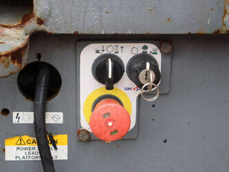 2013-skyjack-sj-4632-49246522