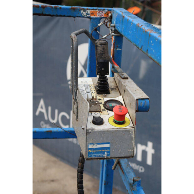 2012 SkyJack SJ-4632-49246553