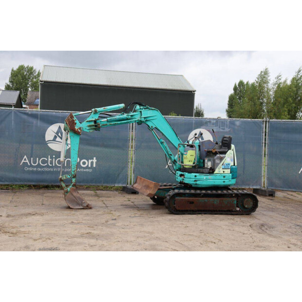 YANMAR B2U-49246558