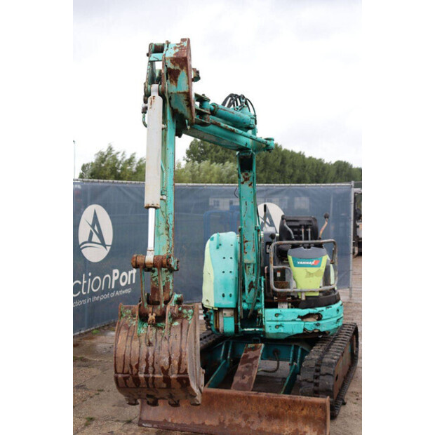 YANMAR B2U-49246592