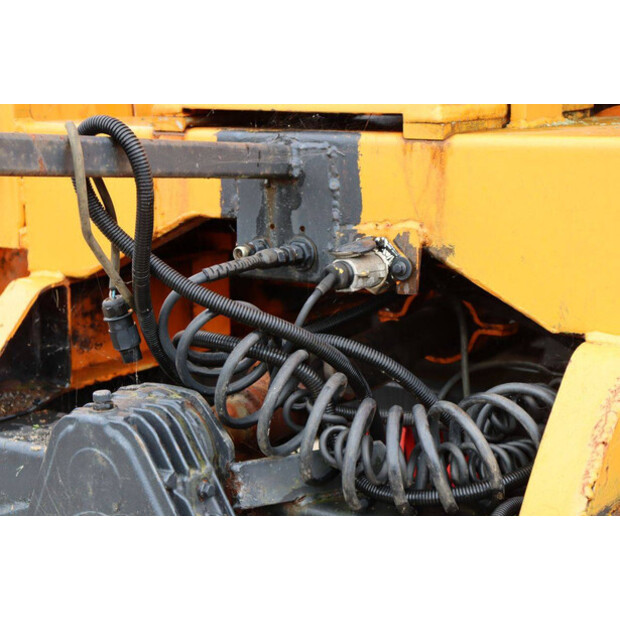 1992 Uraca KD716-G-49246678