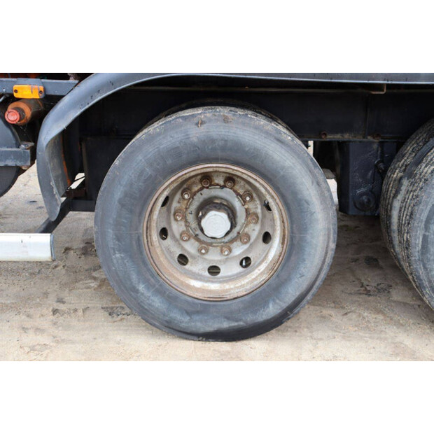 1992 Uraca KD716-G-49246683