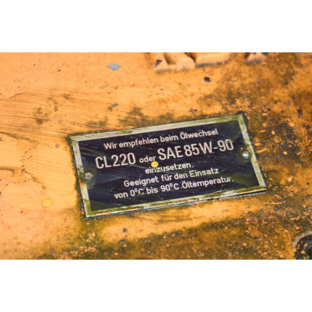1992 Uraca KD716-G-49246697