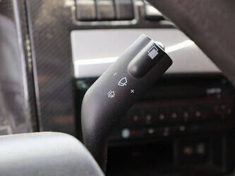 2011-renault-premium-1491515-49246889