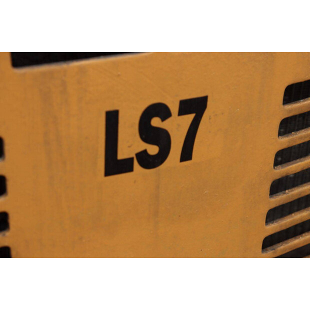 2009 CASE LS7-49247046