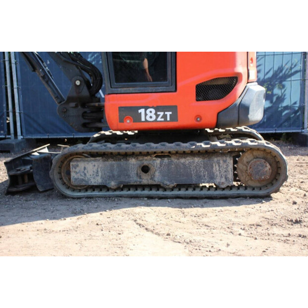 2017 يوروكوماتش ES 18 ZT-49247213