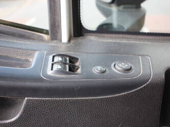 2018-iveco-eurocargo-80-210-49247319