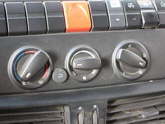 2018-iveco-eurocargo-80-210-49247326