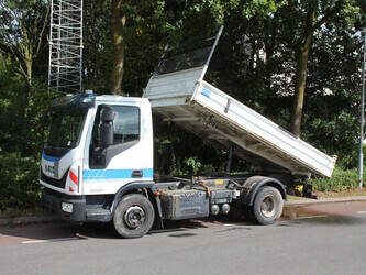 2018-iveco-eurocargo-80-210-49247336