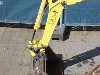 2011-yanmar-sv08-1-1491529-49247348