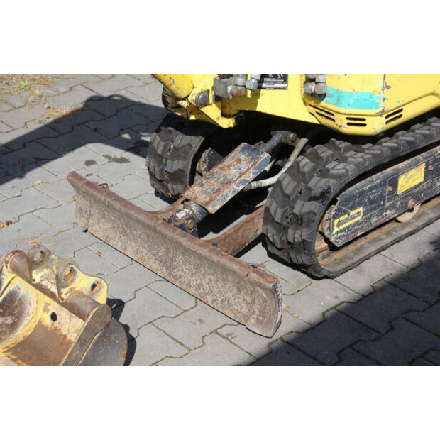 2011 YANMAR SV08-1-49247351