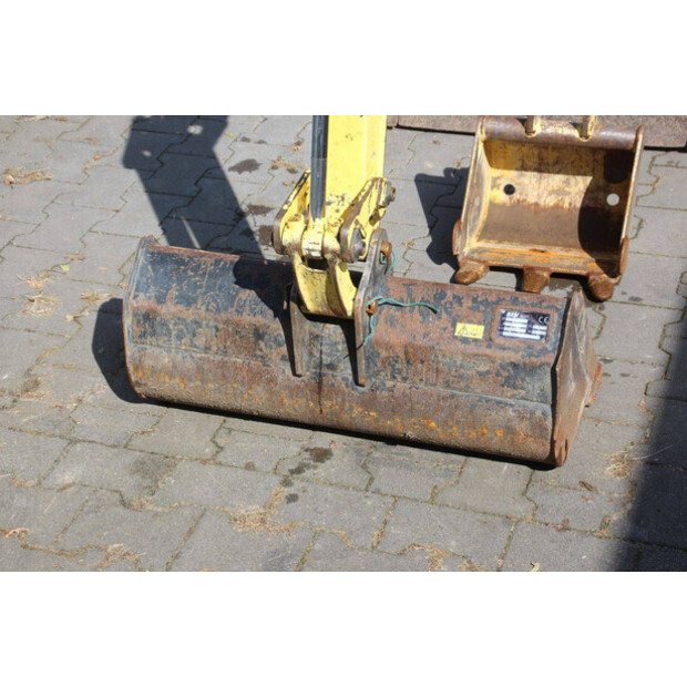 2011 YANMAR SV08-1-49247355