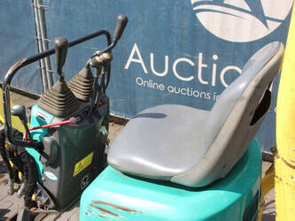 2011-yanmar-sv08-1-1491529-49247362