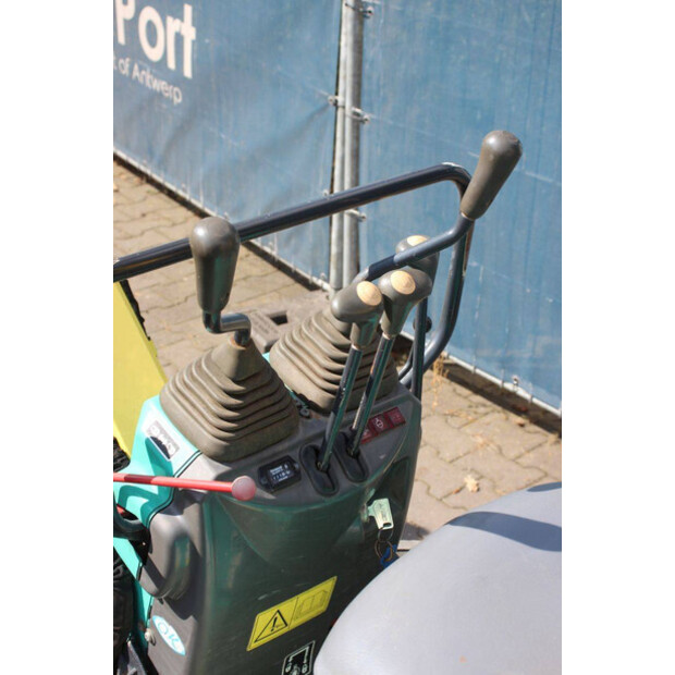 2011 YANMAR SV08-1-49247363