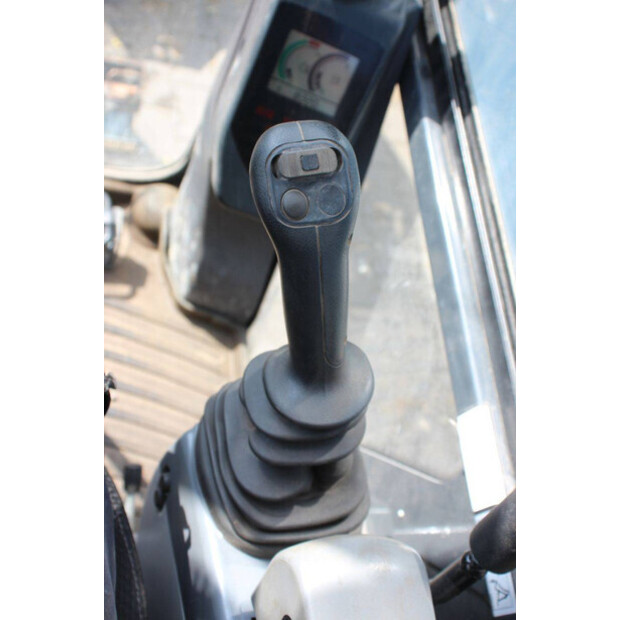 2023 هيتاشى Zaxis ZX19-5CR-49247405