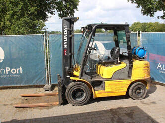 Image for LIFTS 2012 Hyundai 33L-7A