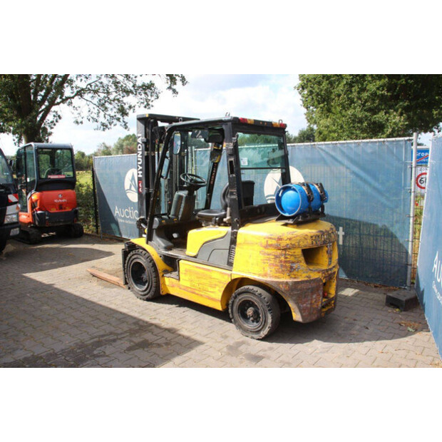 2012 Hyundai 33L-7A-49247454
