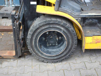 2012-hyundai-33l-7a-49247465