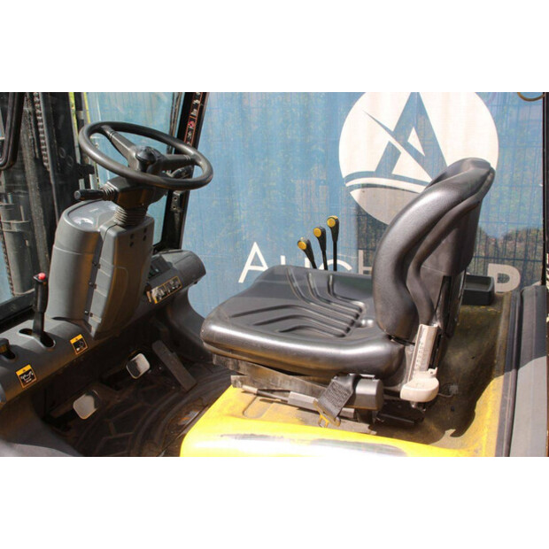 2012 Hyundai 33L-7A-49247472