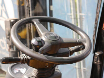 2012-hyundai-33l-7a-49247474