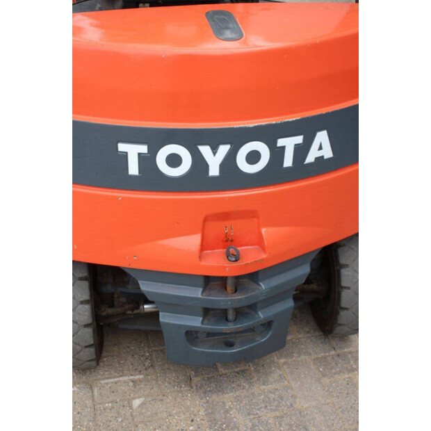 2004 Toyota 7FBMF20-49247886