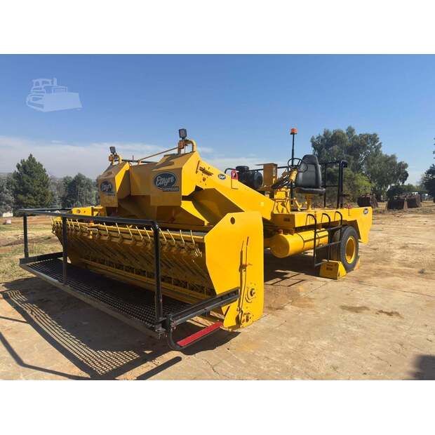 2000 ETNYRE K-49250563