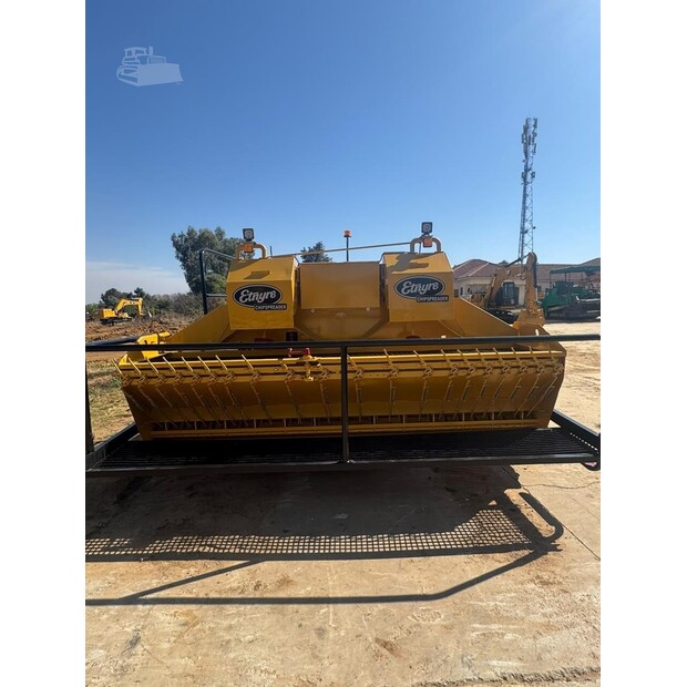 2000 ETNYRE K-49250569