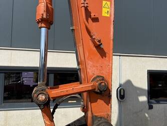 2020-hitachi-zx210lc-6-1491617-49250677