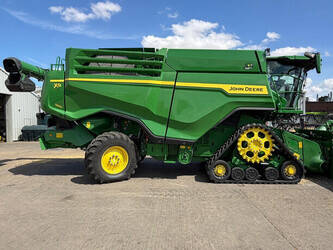 2022-john-deere-x9-1100-49252055