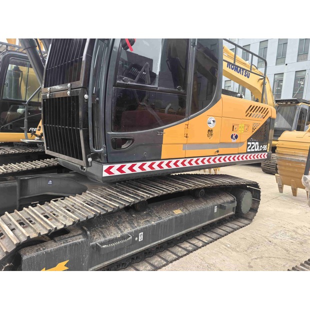 2024 هيونداي R220-49252334
