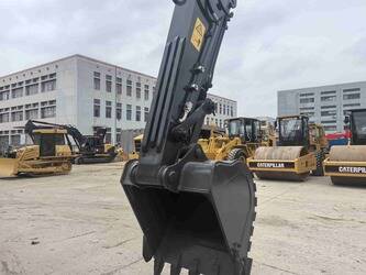 2024-hyundai-r220-1491651-49252339