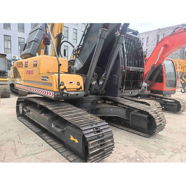 2024 هيونداي R220-49252340