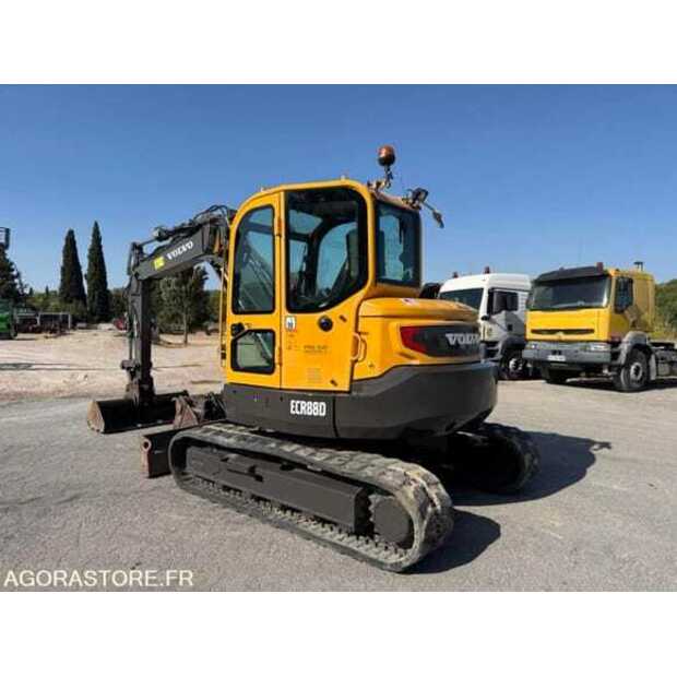 فولفو ECR88D-49252543