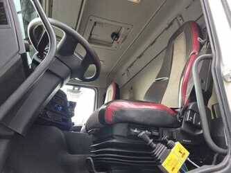 volvo-fmx-450-49252552