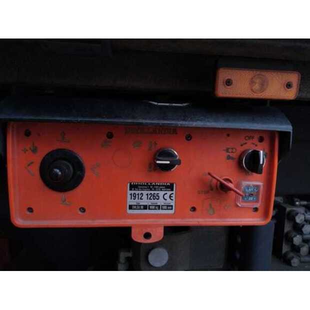 Mercedes-Benz 2536-49252570