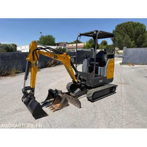 BOBCAT E16-49252646
